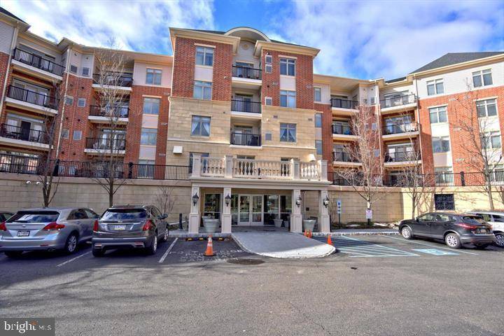 Huntingdon Valley, PA 19006,312 CARSON TER