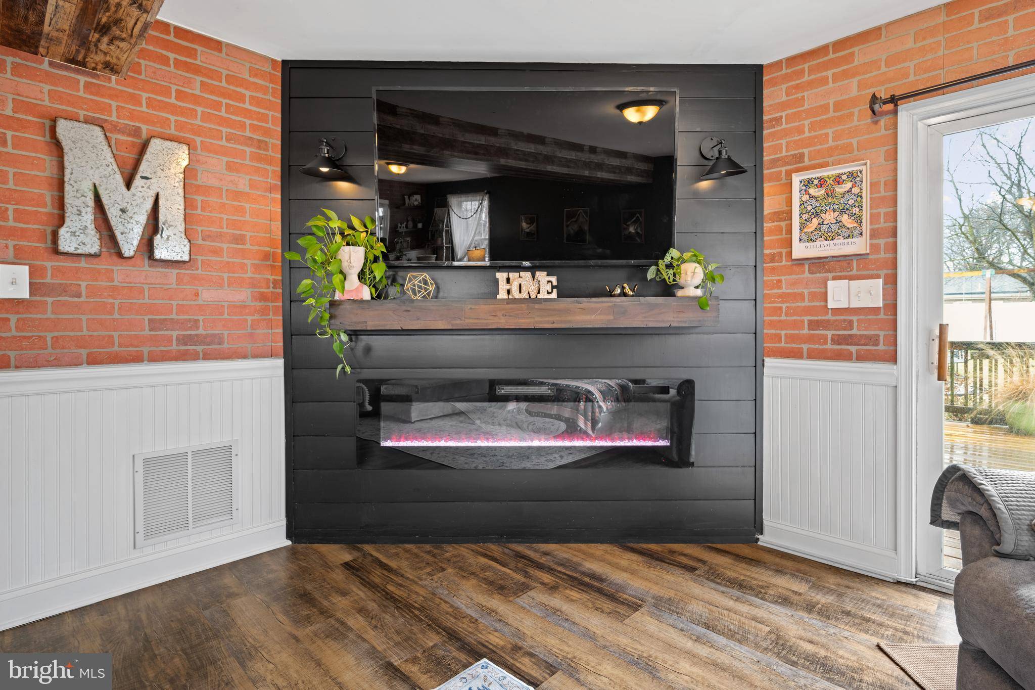 West Deptford, NJ 08086,1073 EDWIN STREET