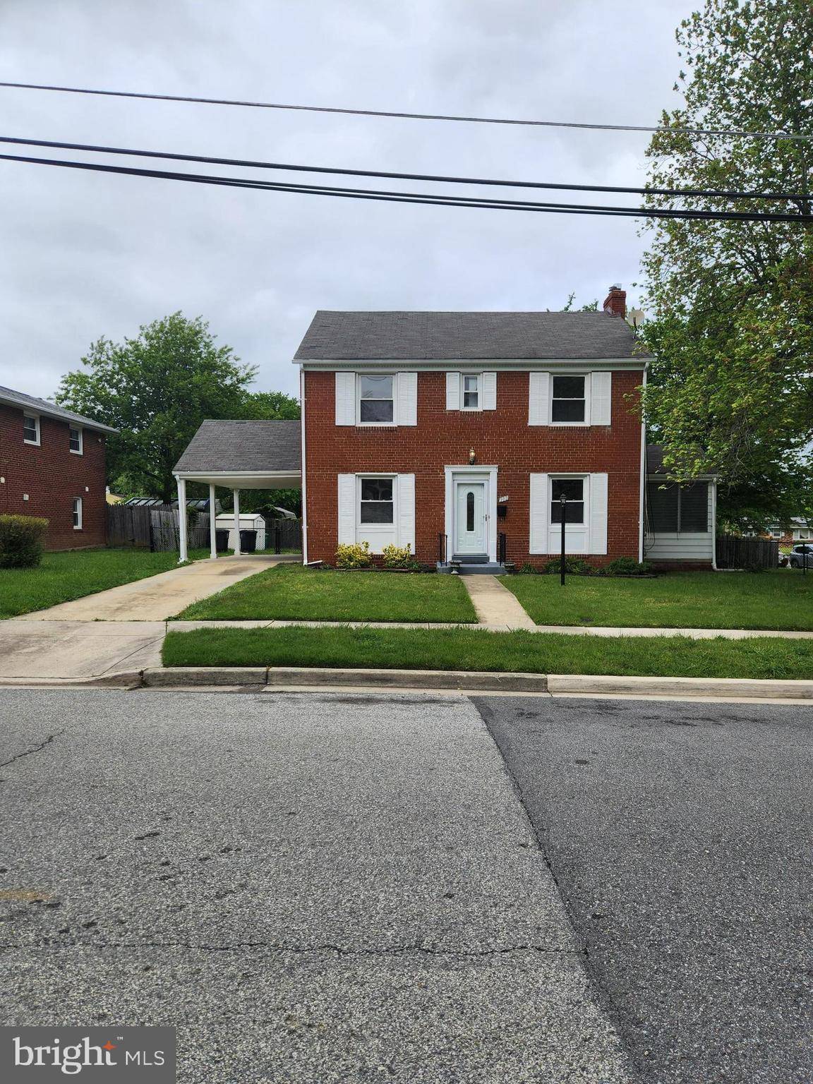 Oxon Hill, MD 20745,302 BROCKTON RD