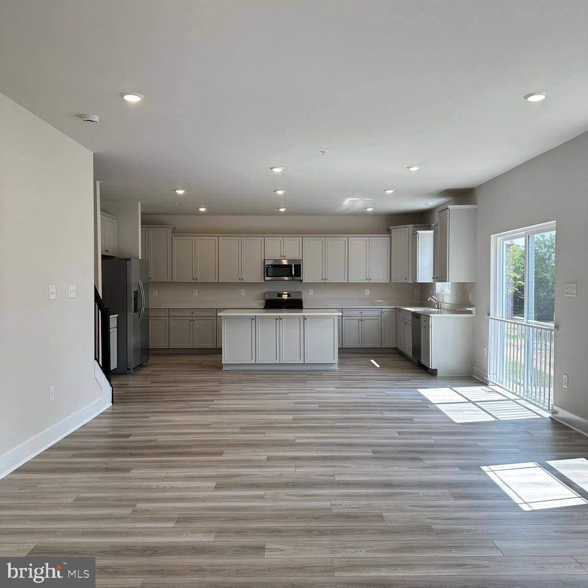 White Plains, MD 20695,10758 BOREALIS LN