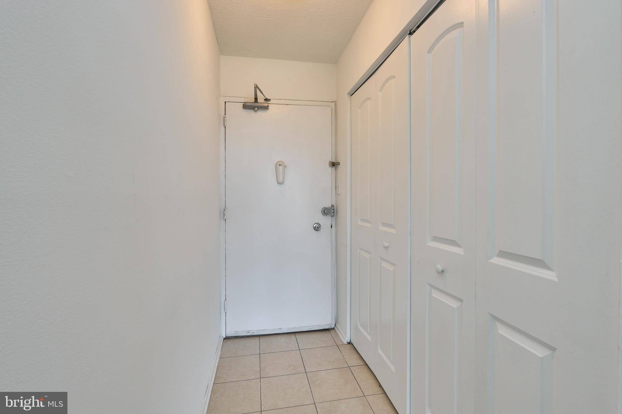 Arlington, VA 22204,4600 S FOUR MILE RUN DR #1119