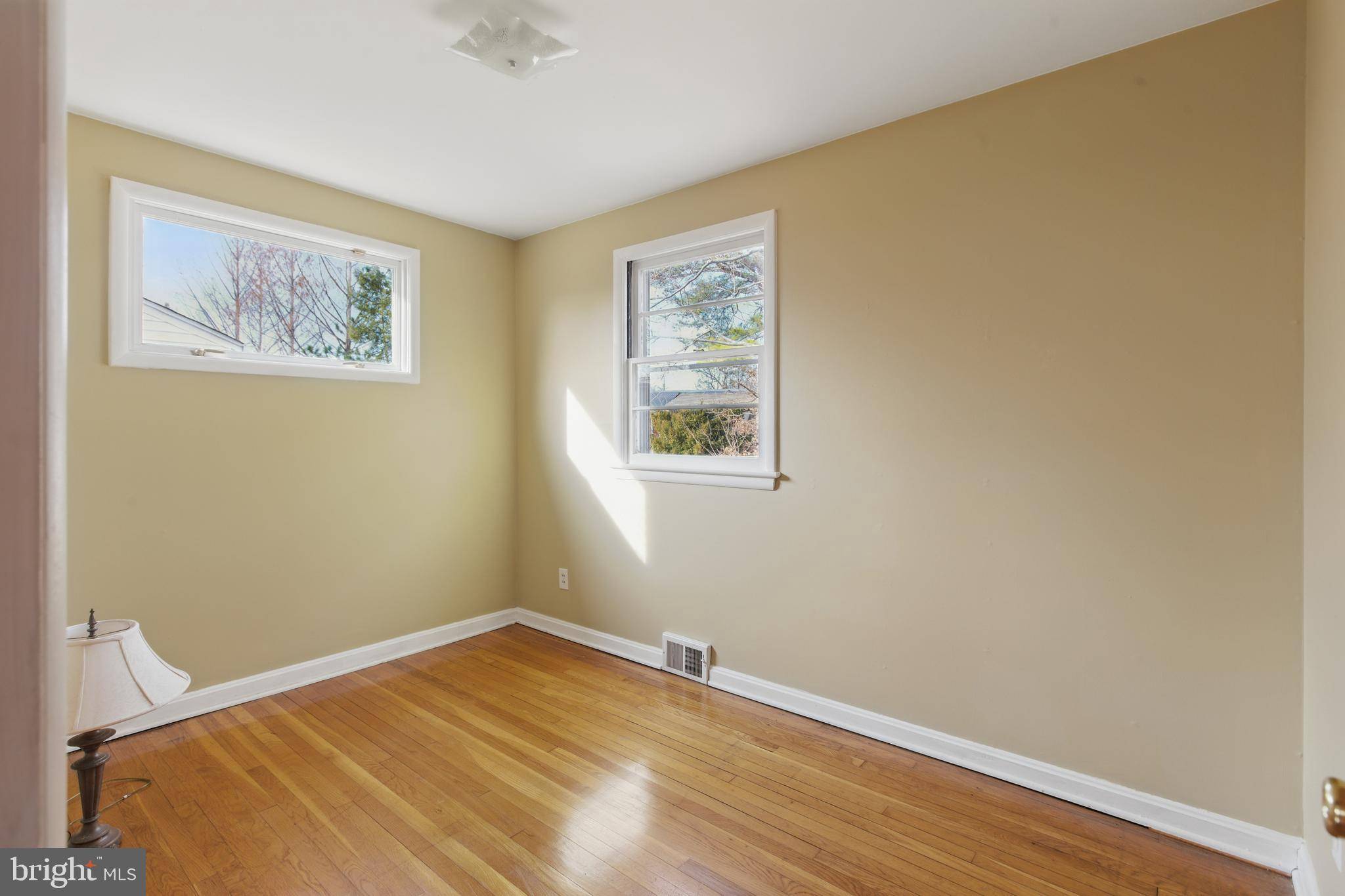 District Heights, MD 20747,6616 LACONA ST
