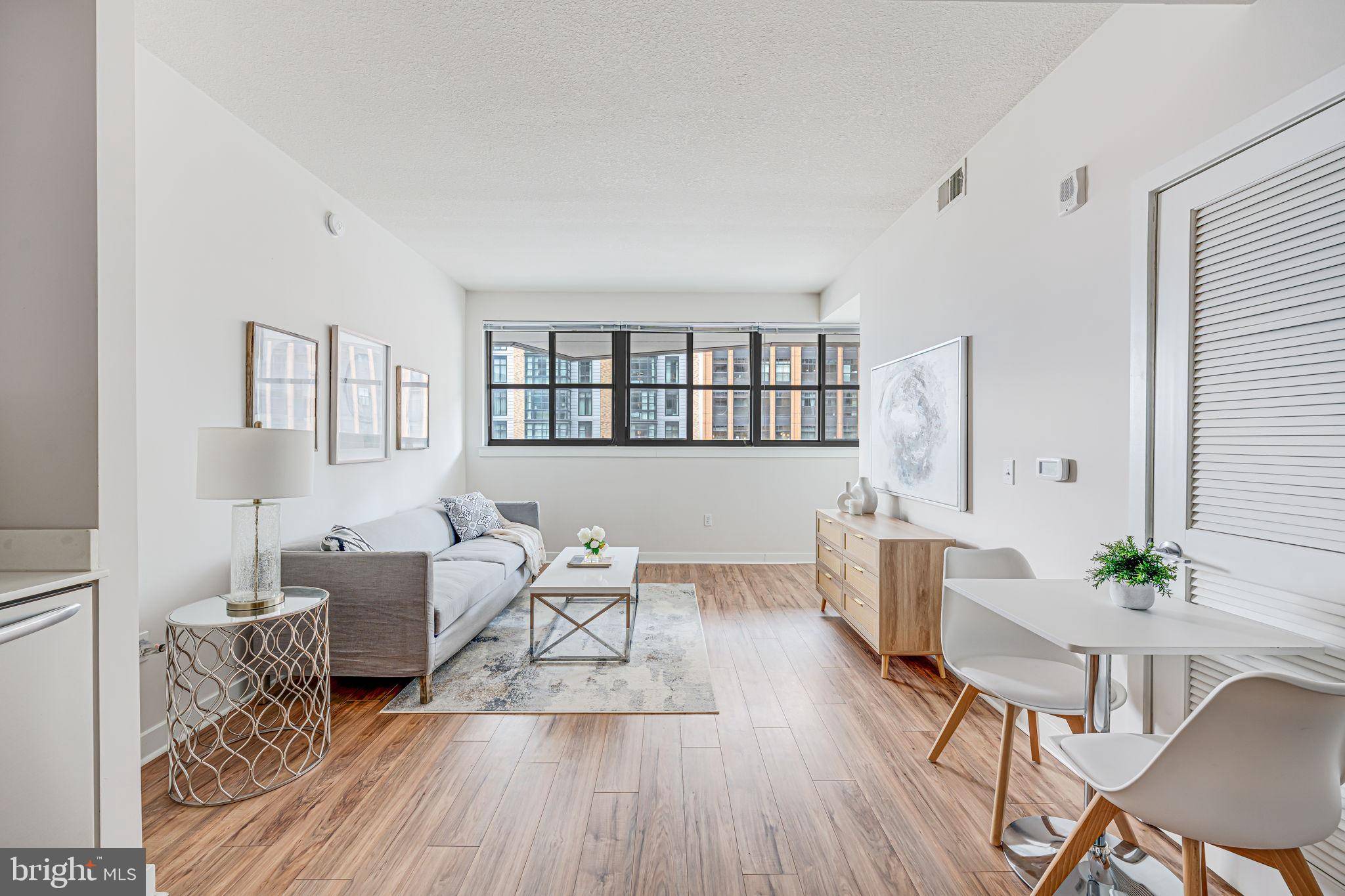 Washington, DC 20001,460 NEW YORK AVE NW #401