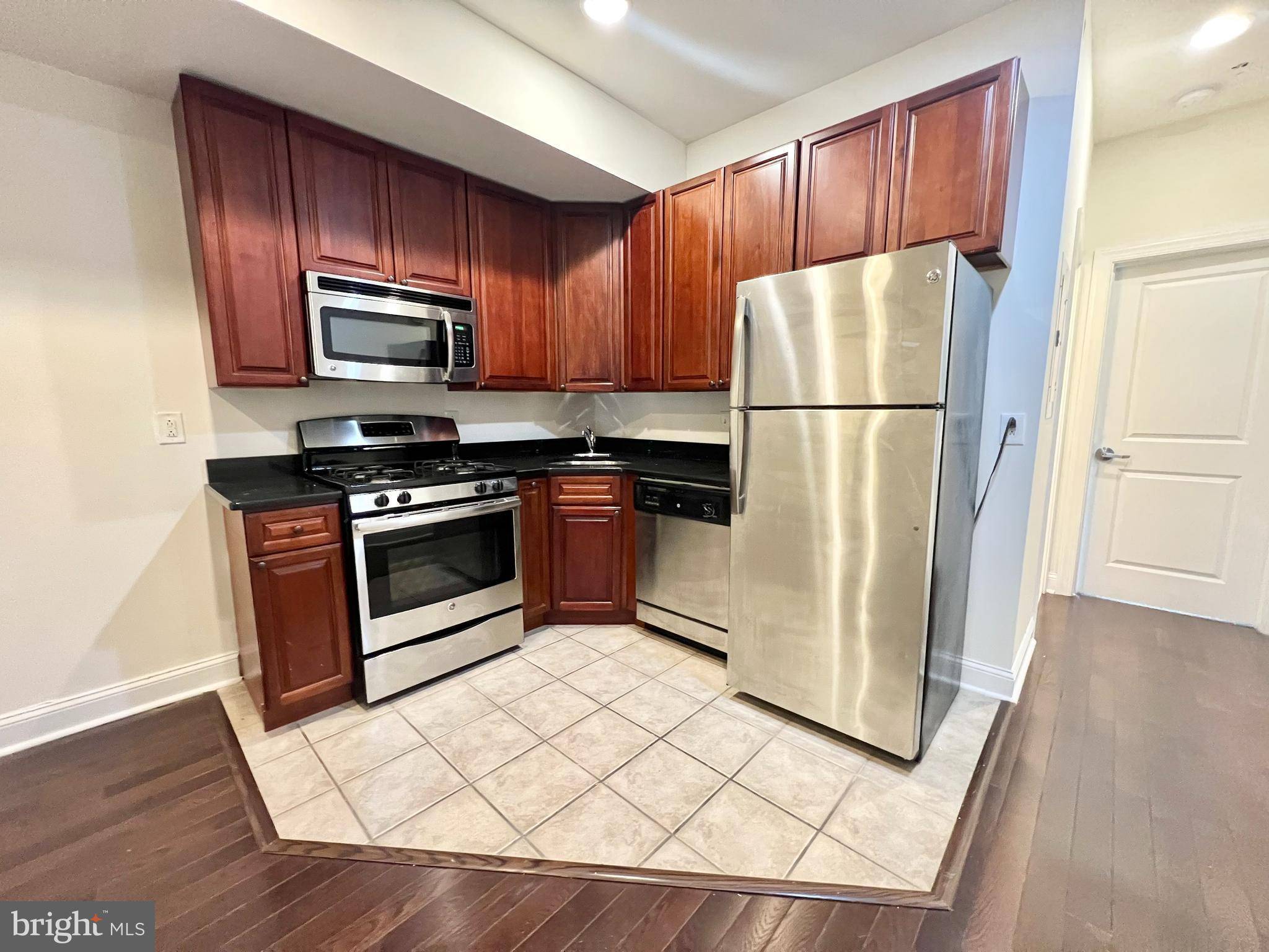 Philadelphia, PA 19121,1814 N 16TH ST #2A