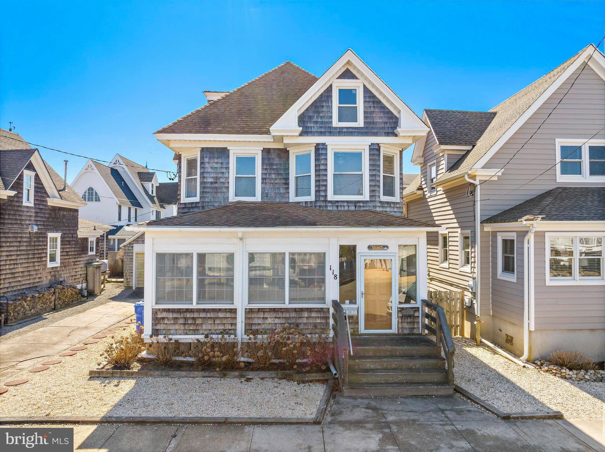 Beach Haven, NJ 08008,118 FOURTH ST