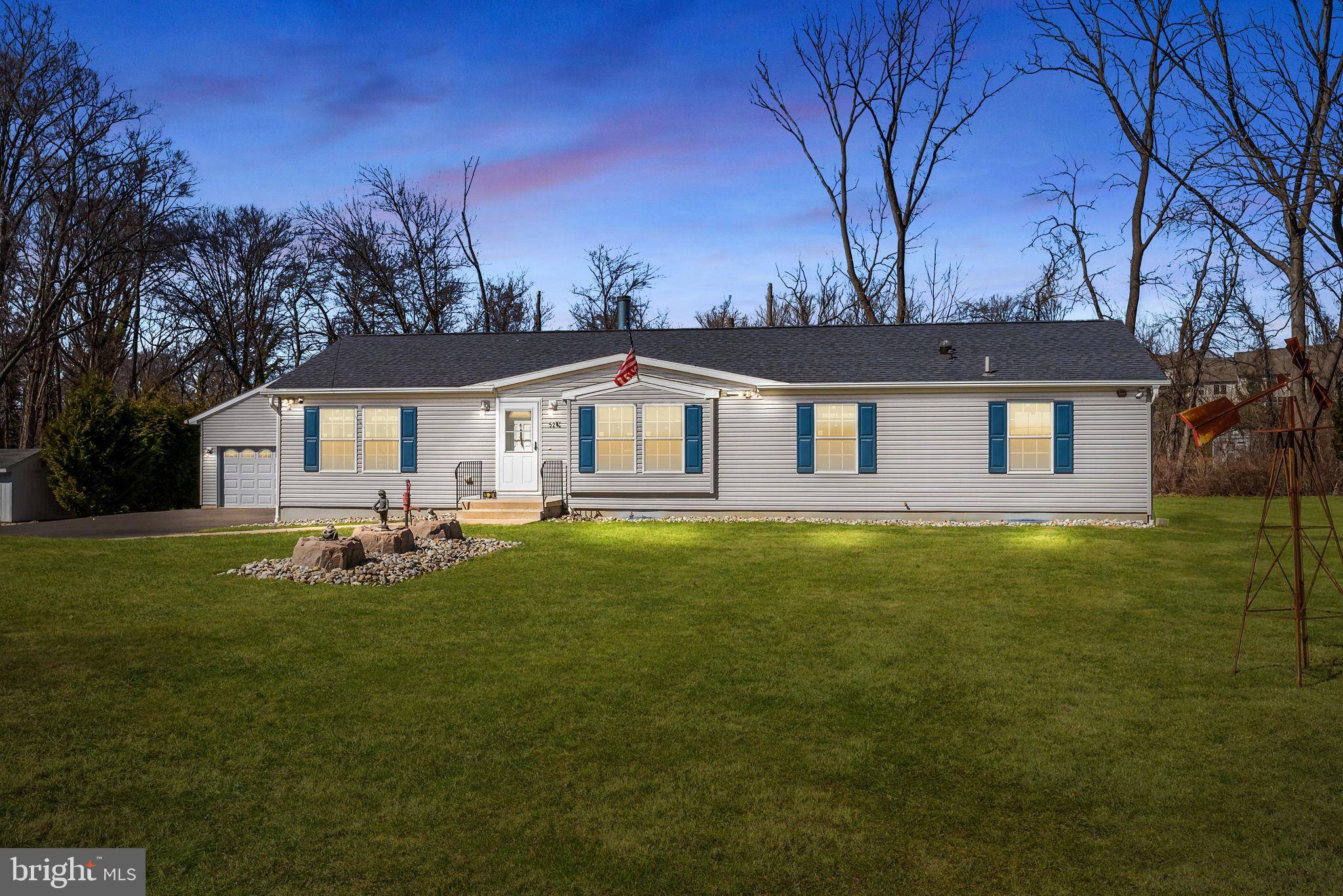Feasterville Trevose, PA 19053,524 TREVOSE RD