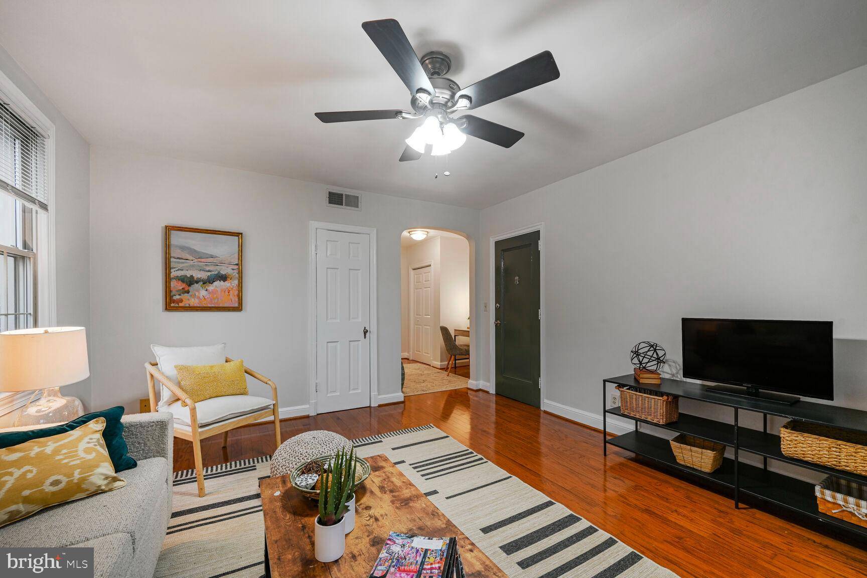 Washington, DC 20012,6722 3RD ST NW #203