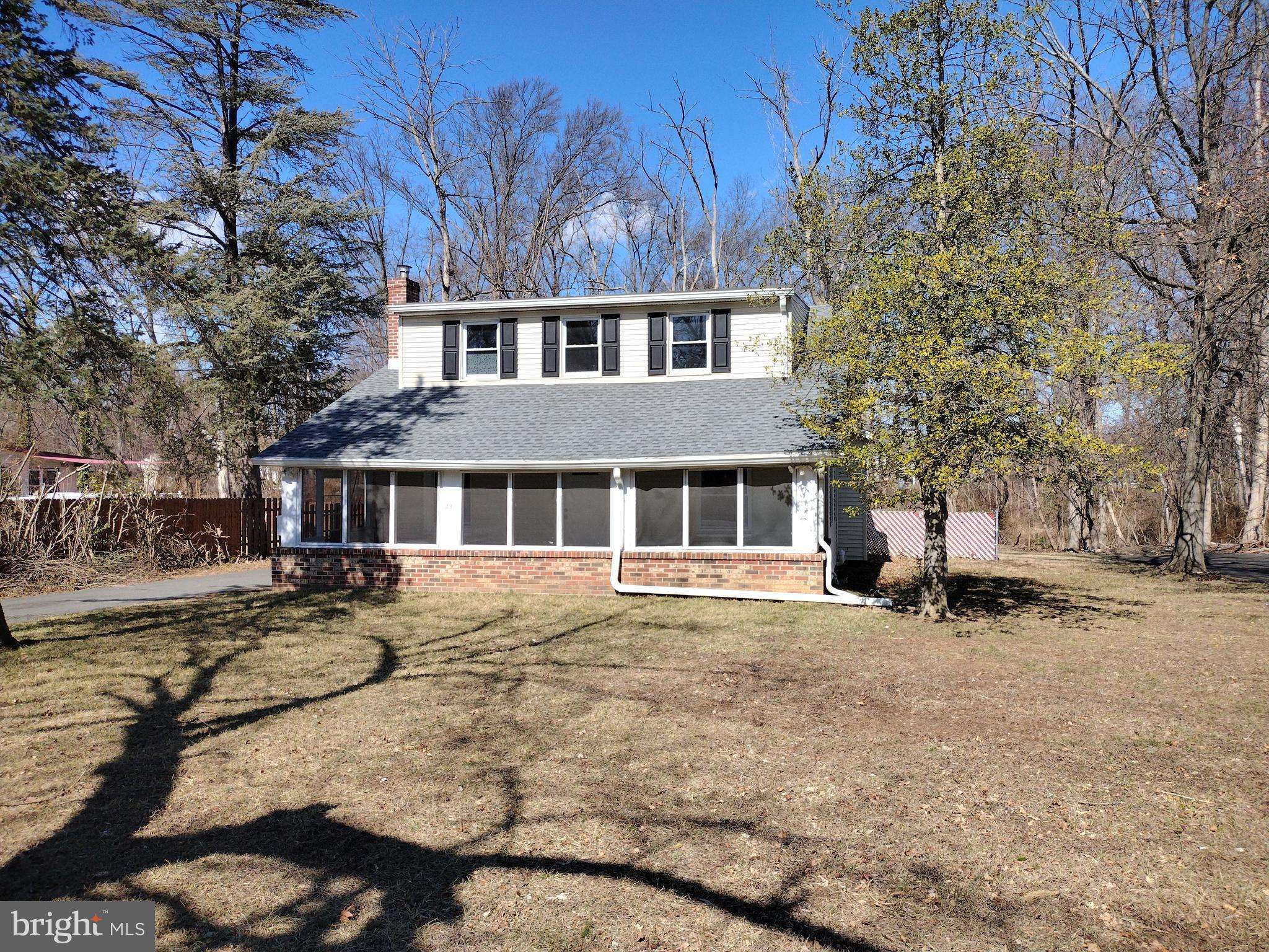 Ewing, NJ 08618,43 BRADWAY AVE #1