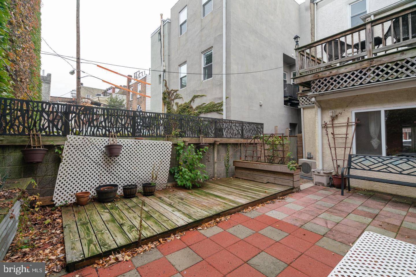 Philadelphia, PA 19147,826 ELLSWORTH ST