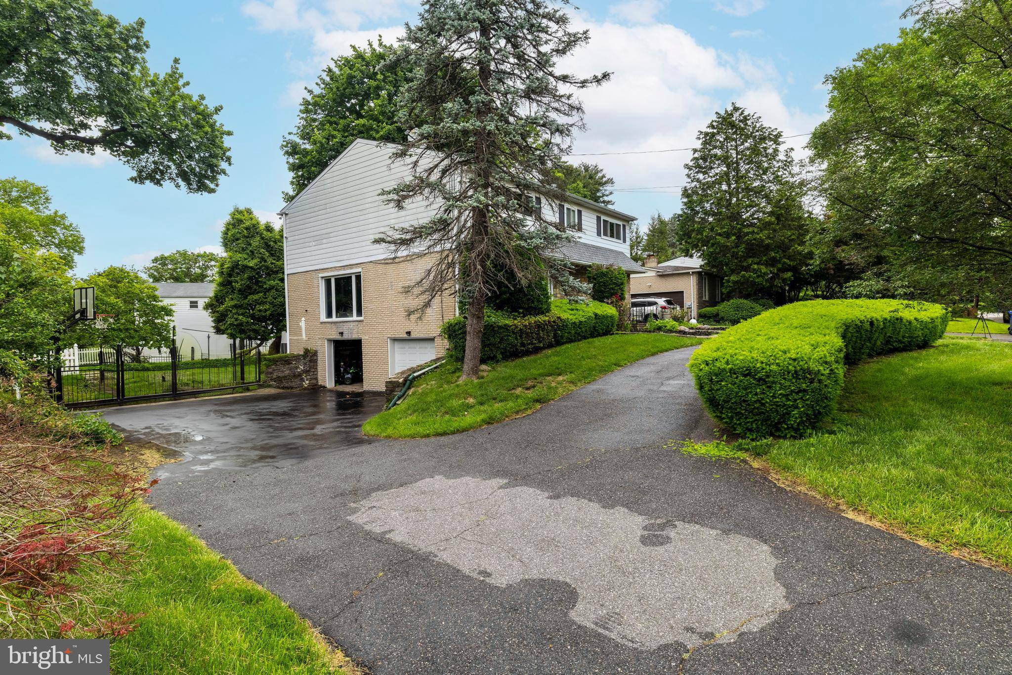 Elkins Park, PA 19027,8100 CEDAR RD