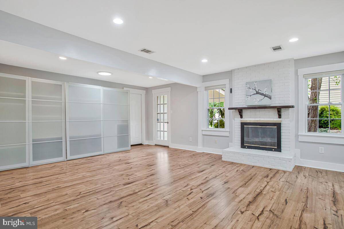 Crofton, MD 21114,1457 HARROW AVE