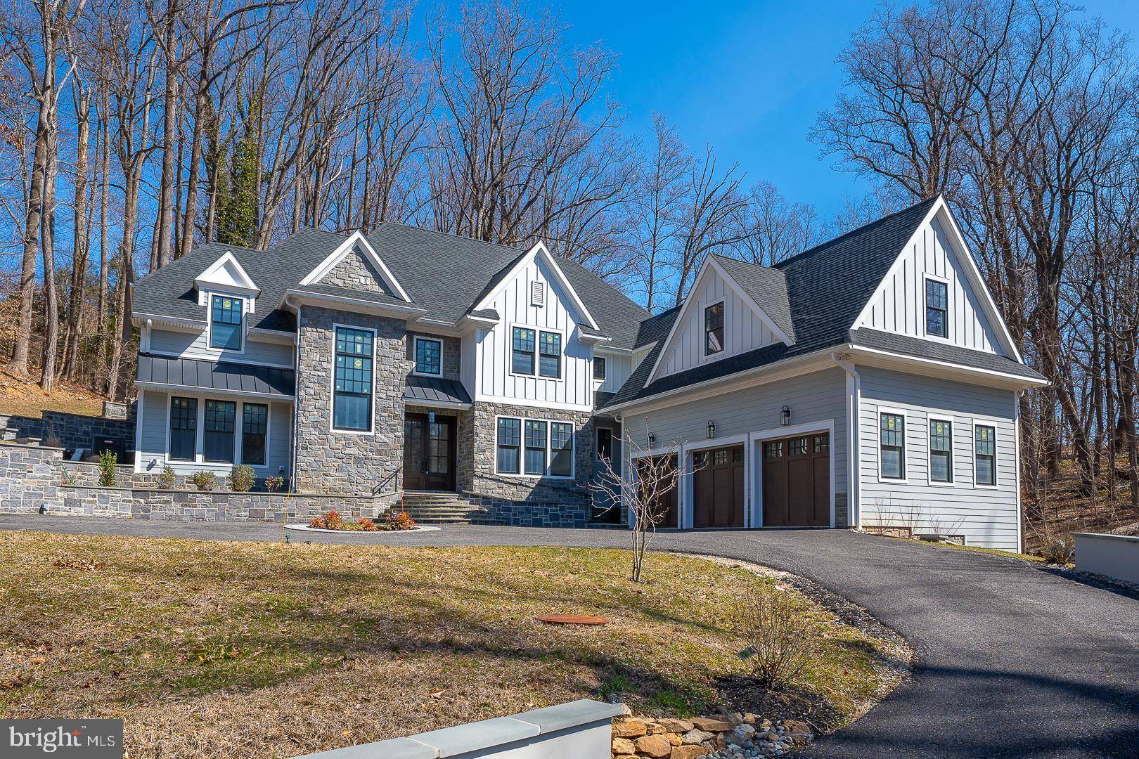 Gladwyne, PA 19035,651 MERION SQUARE RD