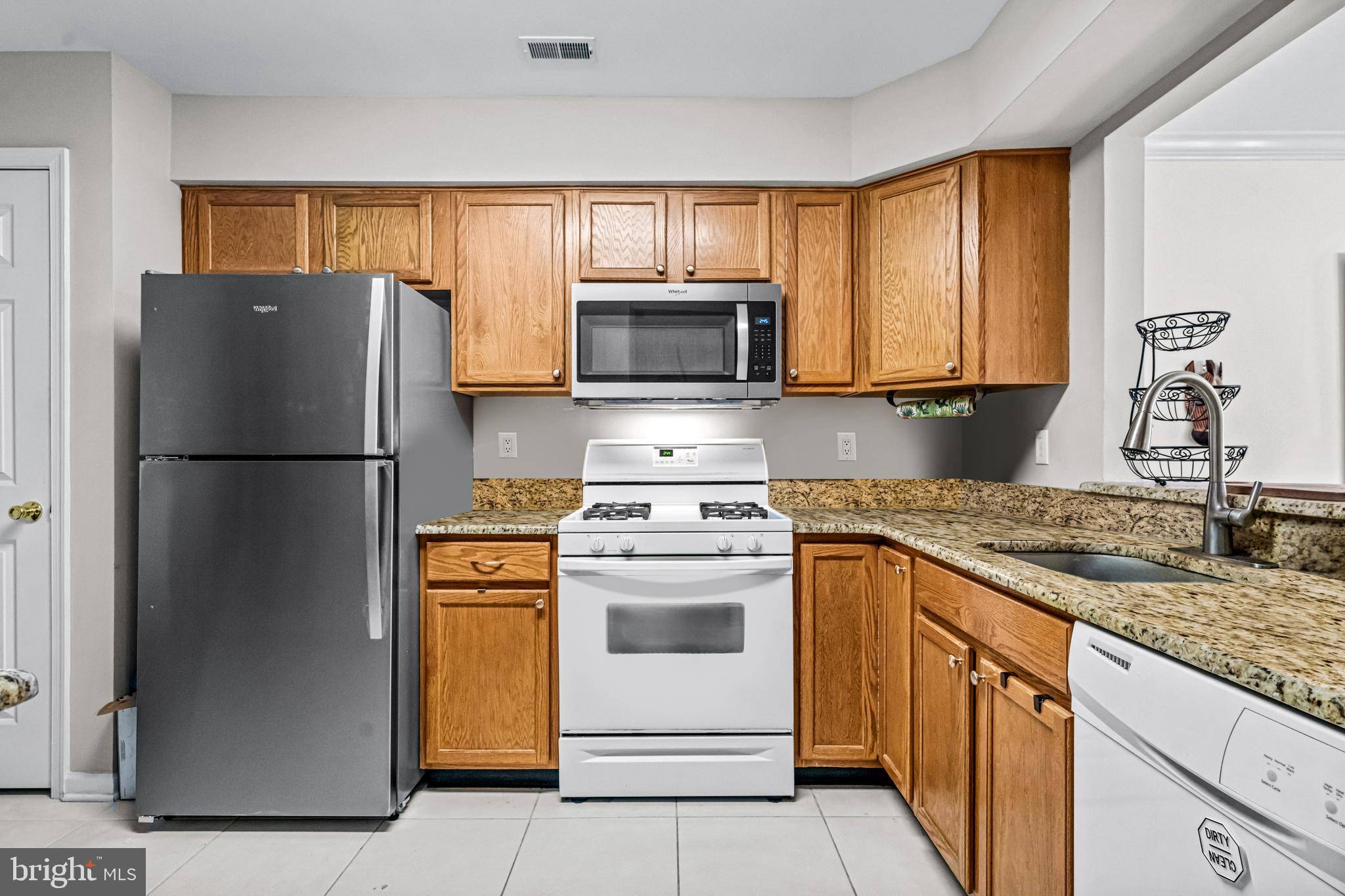 Mount Laurel, NJ 08054,5706 ESSEX LN