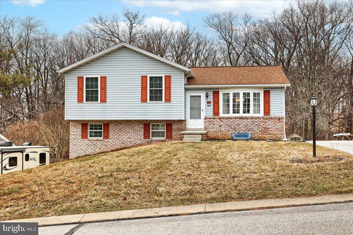 Hanover, PA 17331,110 GARDENIA DR