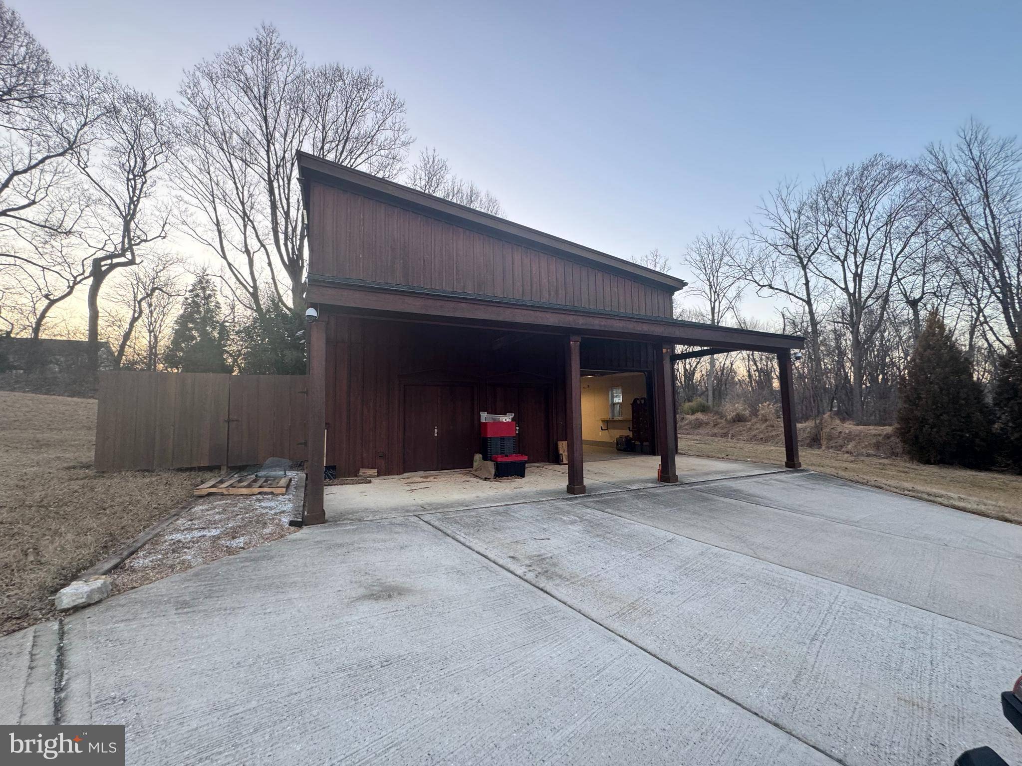 Downingtown, PA 19335,920 HORSESHOE PIKE