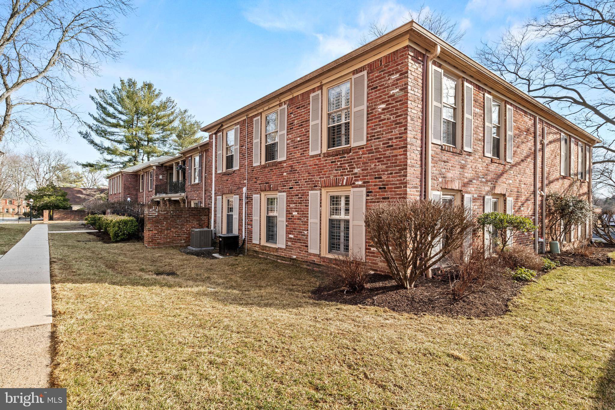 Penllyn, PA 19422,131 CULPEPPER DR #L 13H