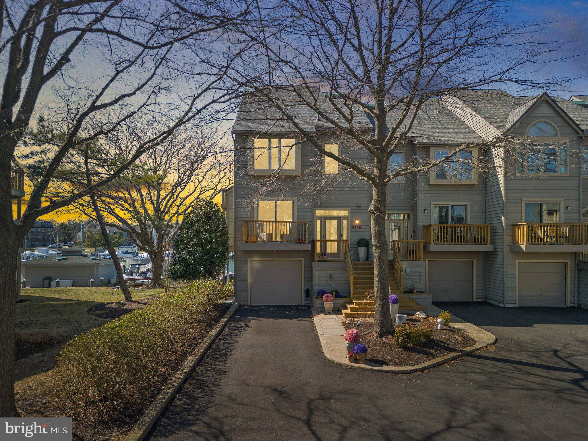 Annapolis, MD 21403,2186 CHESAPEAKE HARBOUR DR