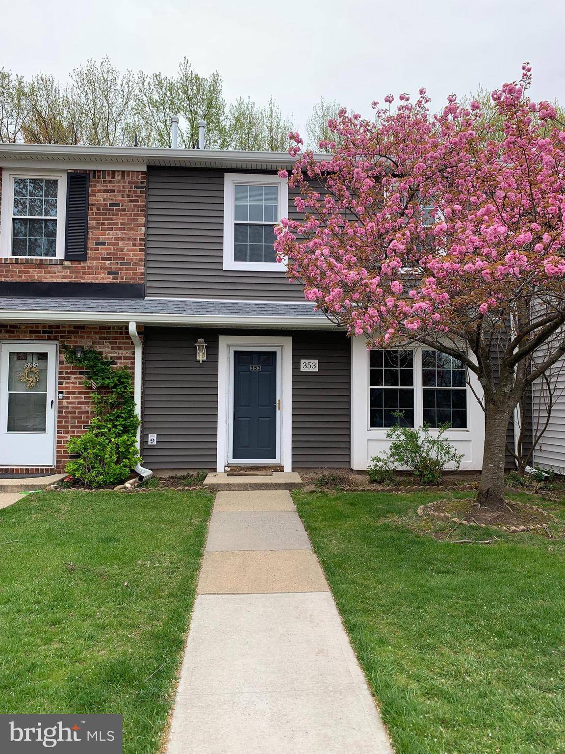 North Brunswick, NJ 08902,353 CONSTITUTION CIR