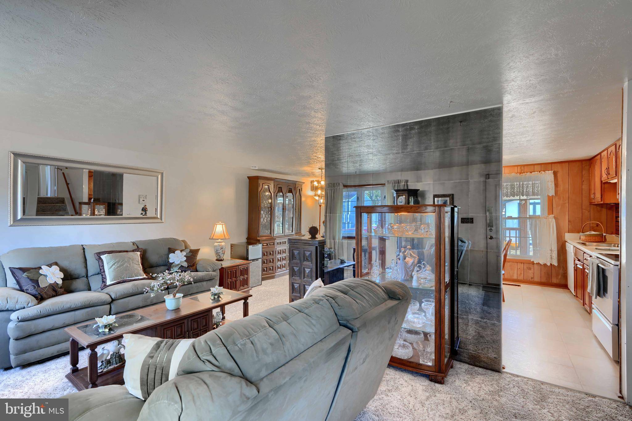 Glen Burnie, MD 21060,416 BROOKS CT