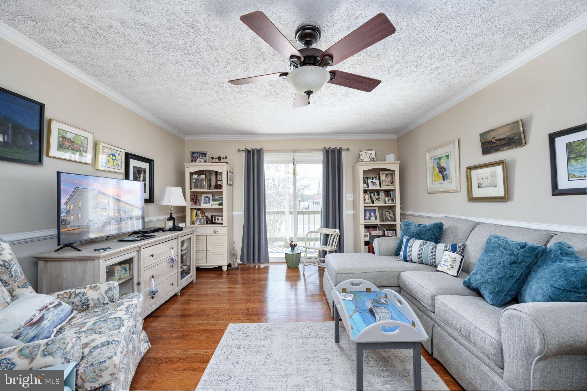 Colonial Beach, VA 22443,216 MONROE BAY AVE #102