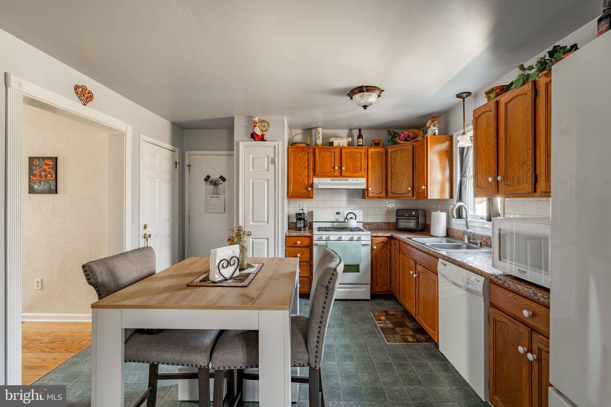 Narvon, PA 17555,5765 ALEXANDER DR
