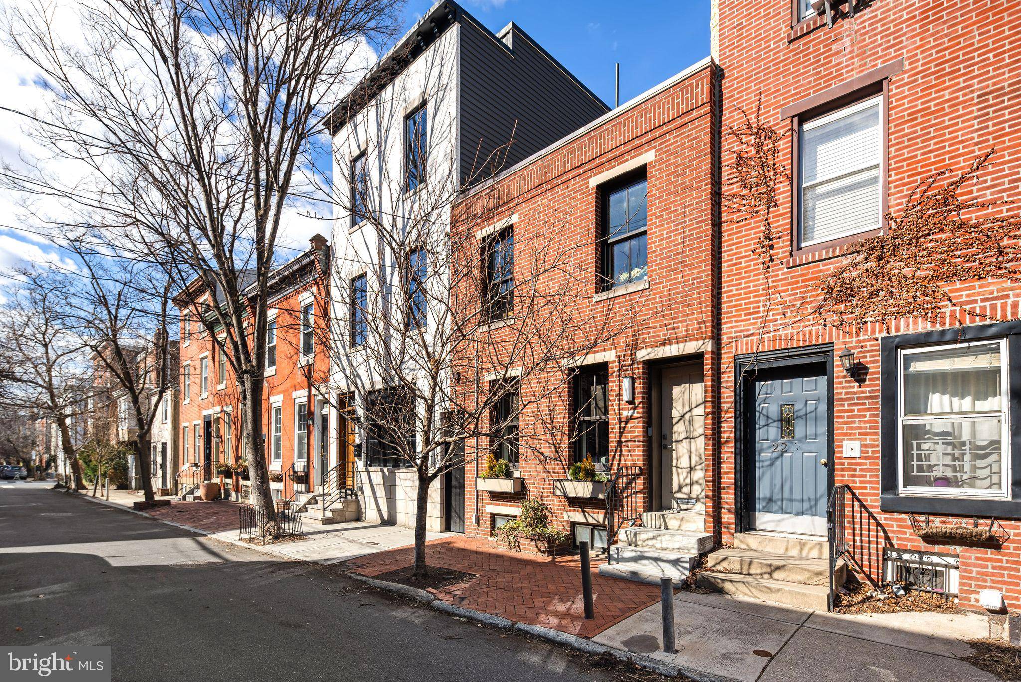 Philadelphia, PA 19146,2209 NAUDAIN ST