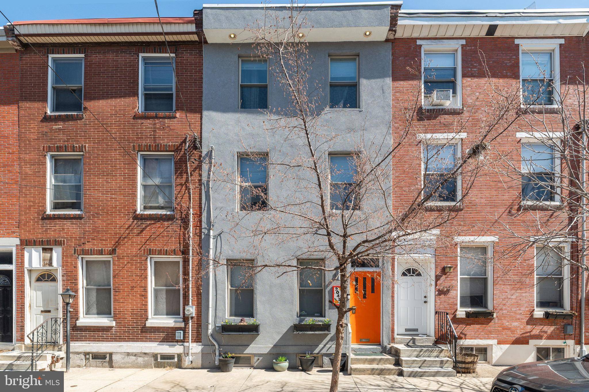 Philadelphia, PA 19125,2045 E YORK ST