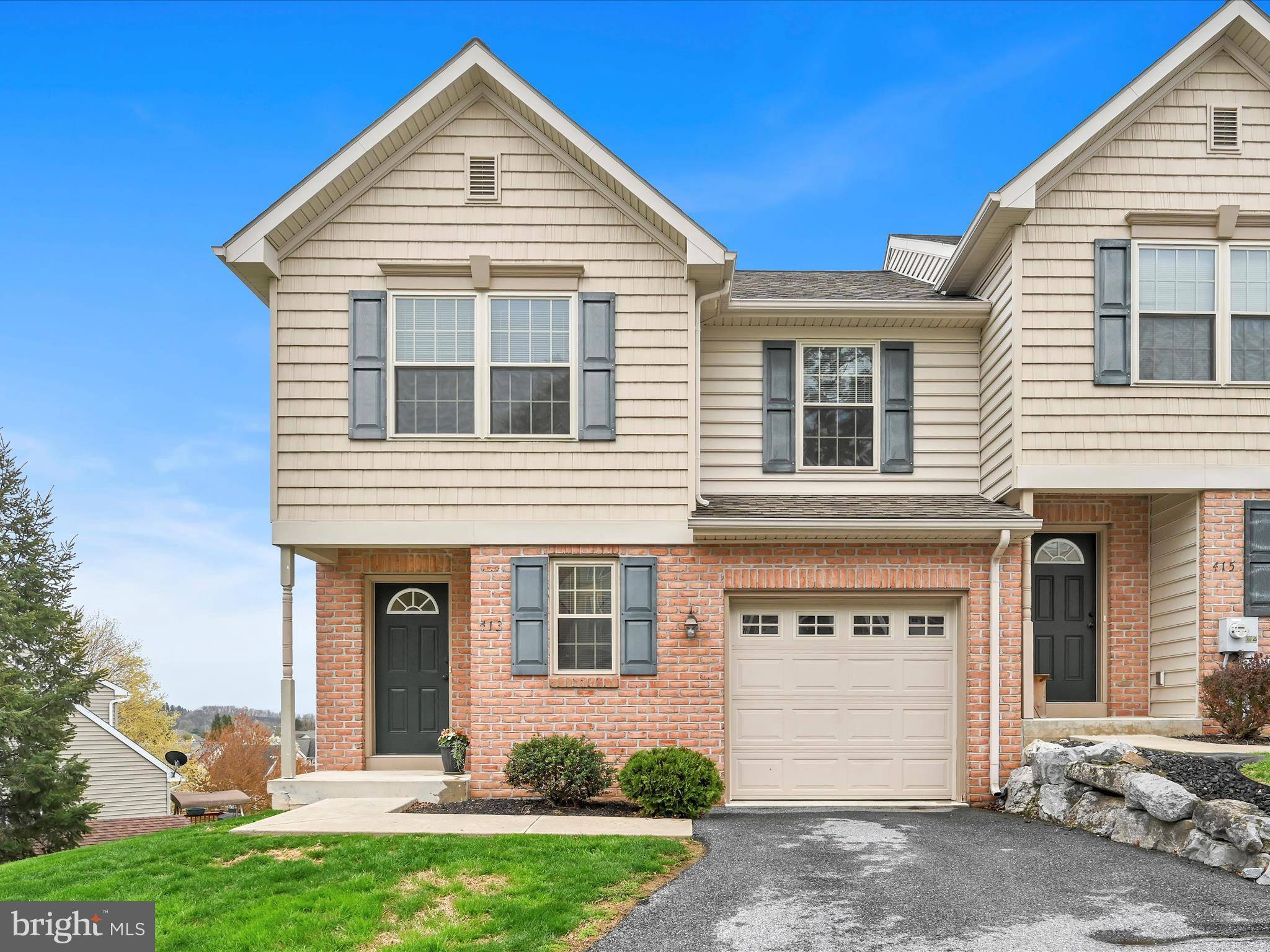 Mountville, PA 17554,413 HILLSIDE DR
