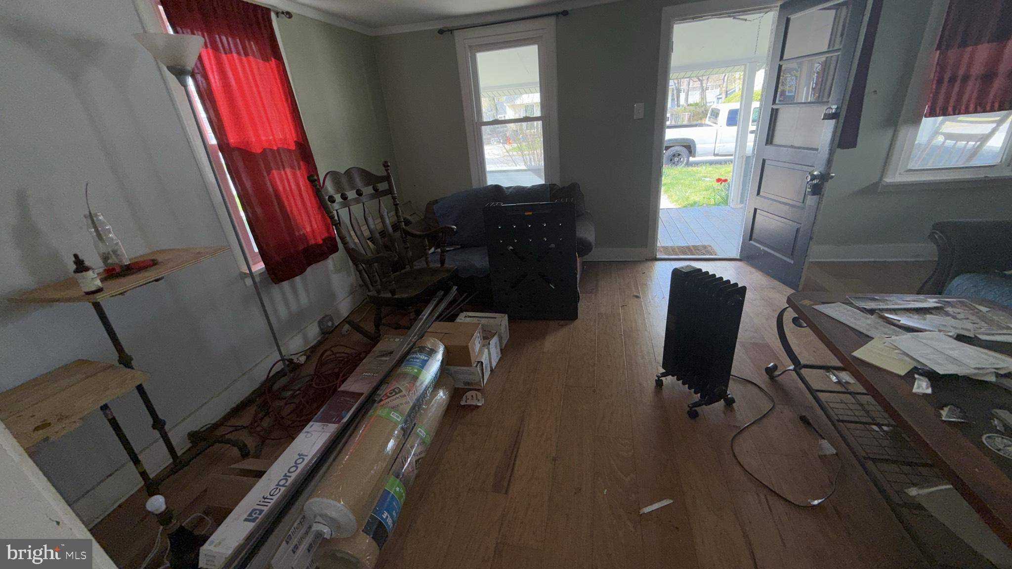 Pennsville, NJ 08070,28 HARDING AVE