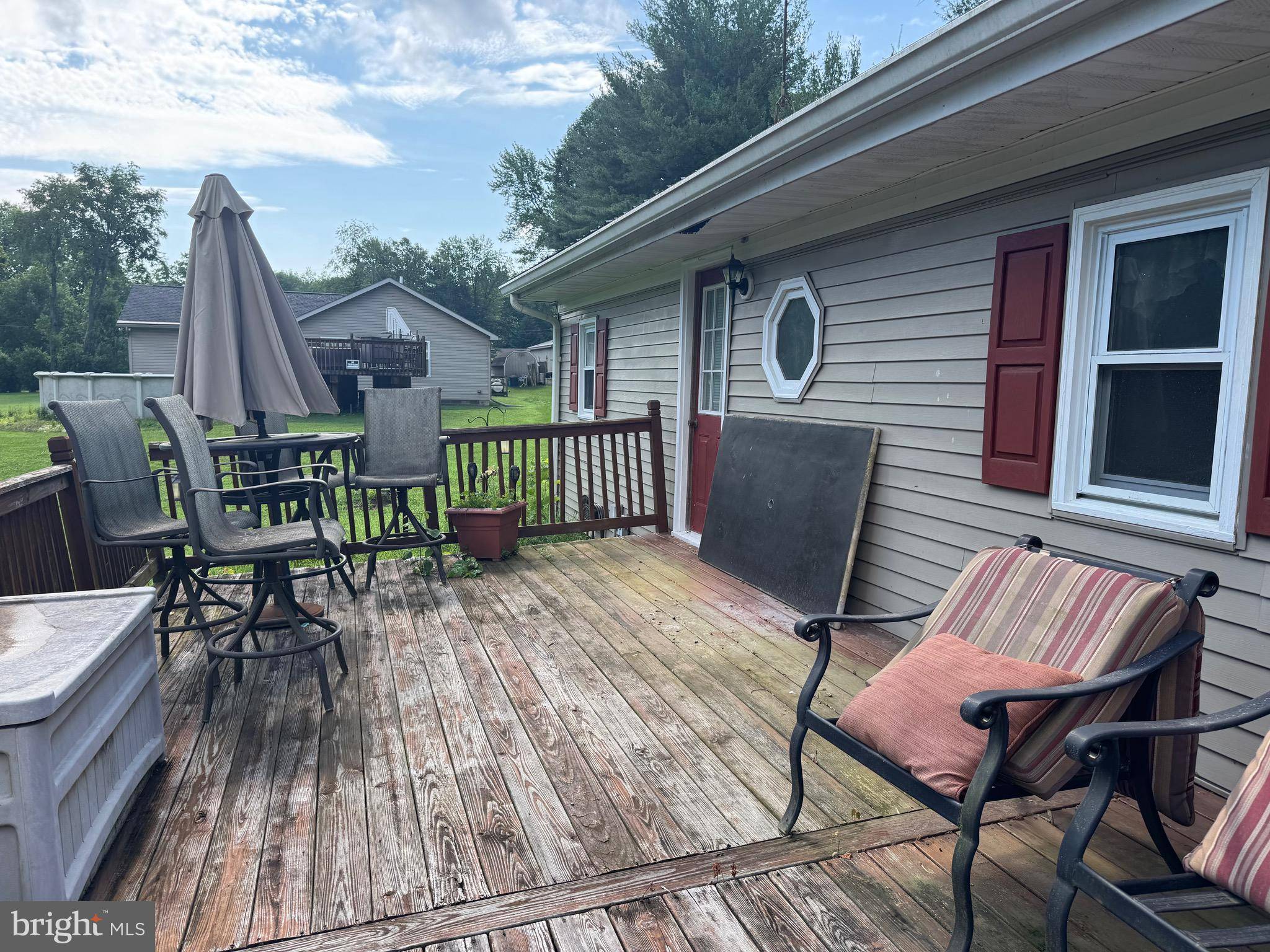 Falling Waters, WV 25419,304 COOL HOLLOW DR