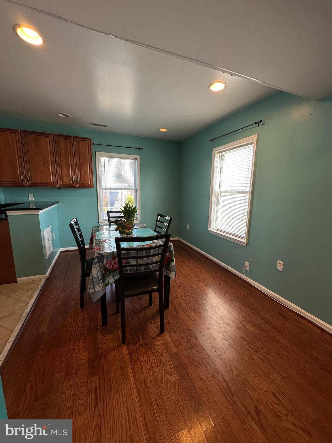 Hyattsville, MD 20784,4102 71ST AVE
