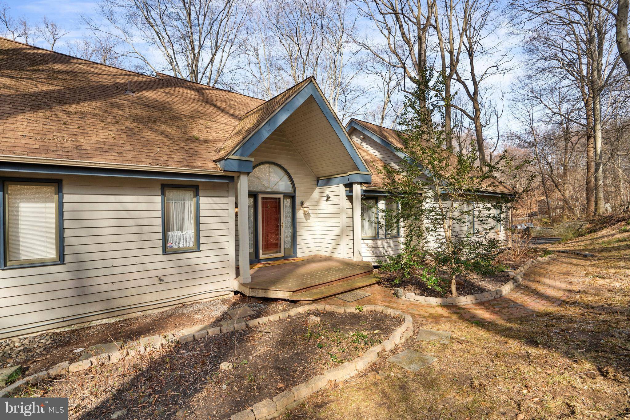 Landenberg, PA 19350,2 BRIARWOOD CT