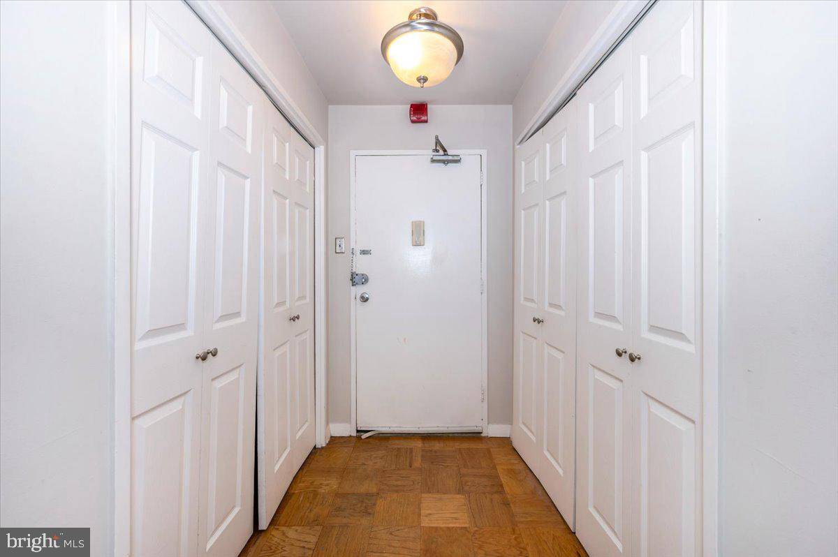 Silver Spring, MD 20910,1900 LYTTONSVILLE RD #418