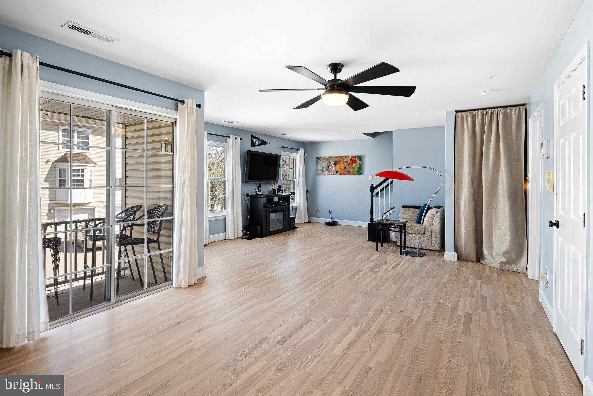 Palmyra, NJ 08065,5608 RIVERFRONT DR