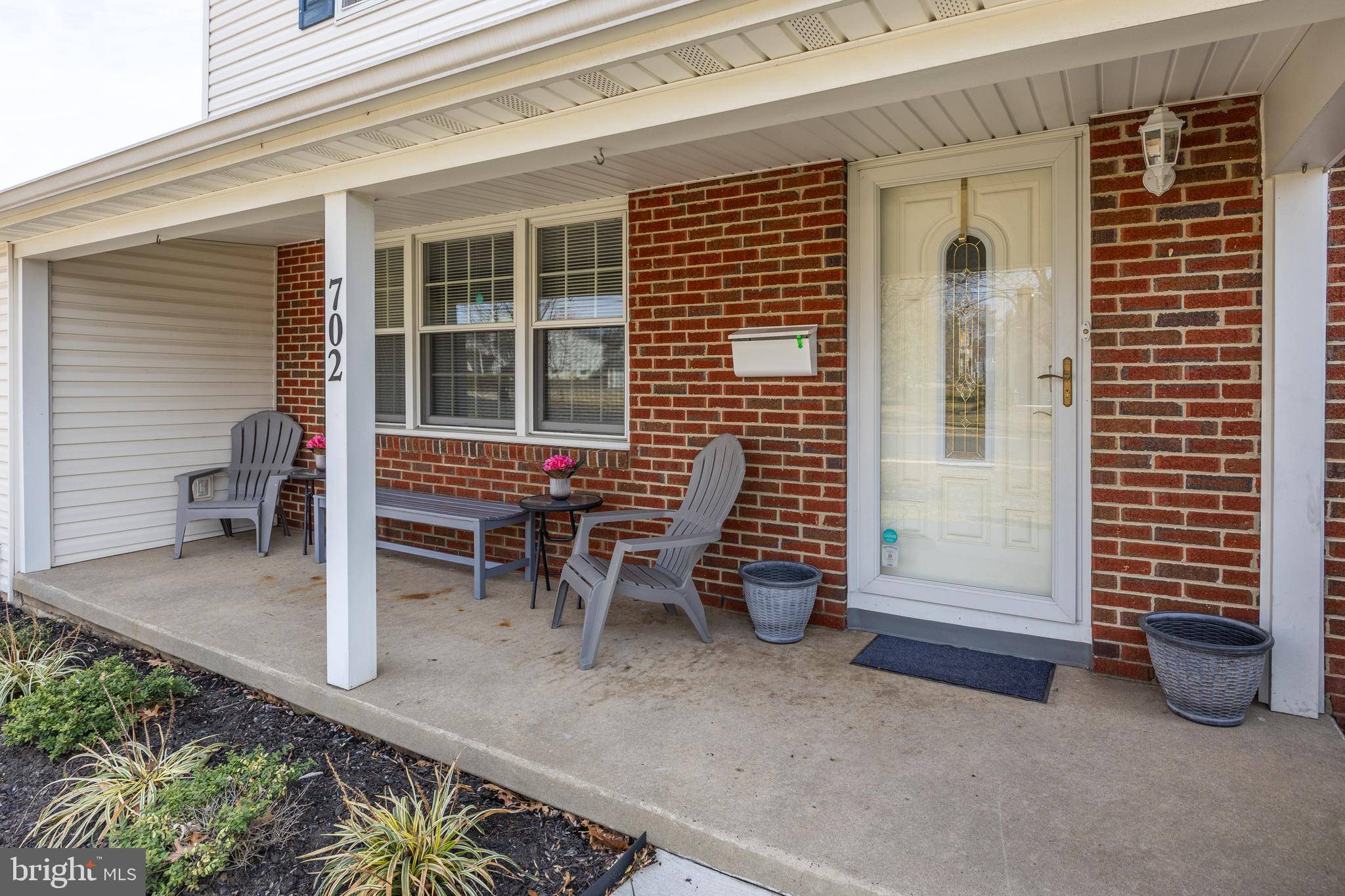 Cinnaminson, NJ 08077,702 HERITAGE RD