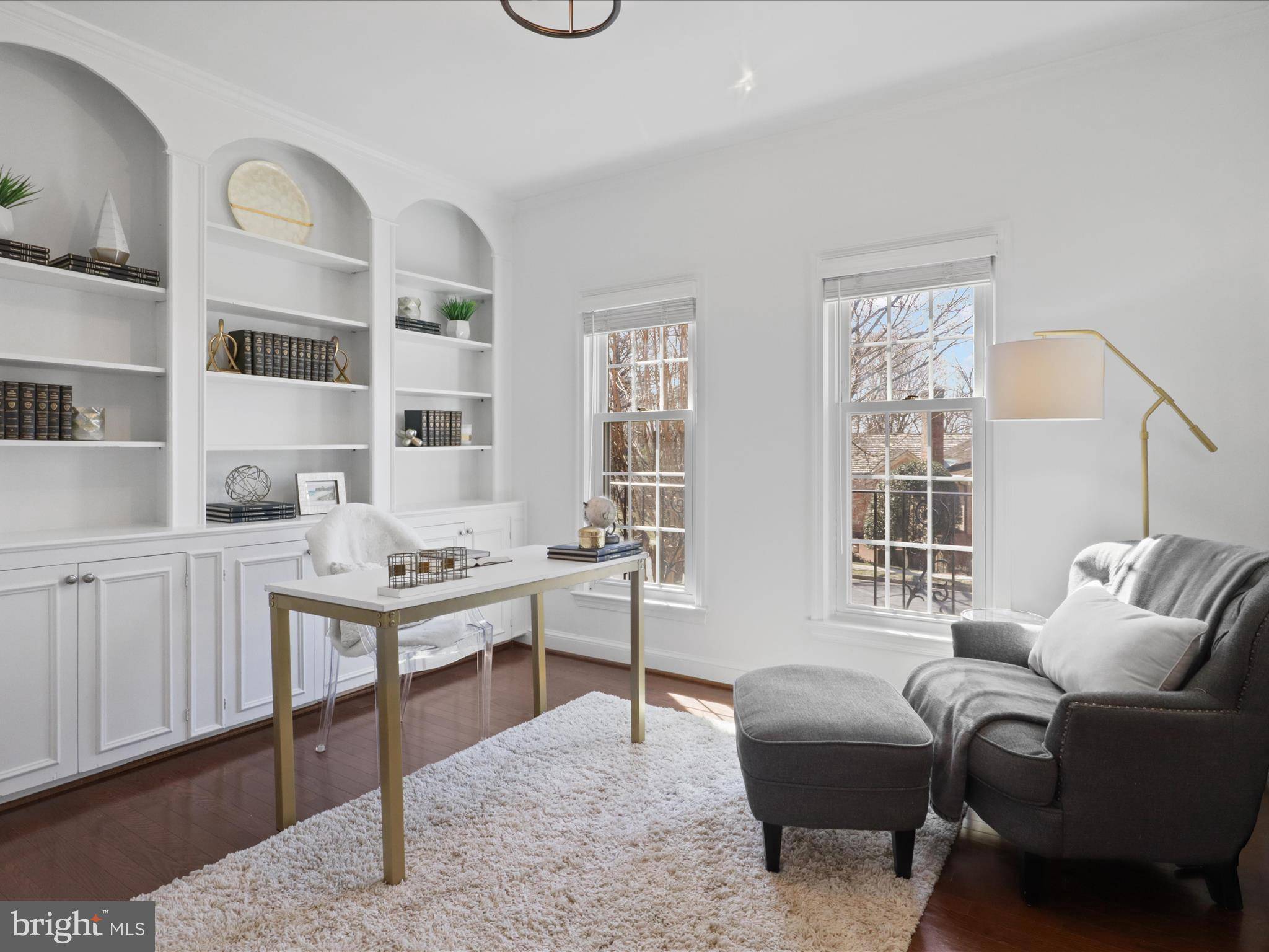 Arlington, VA 22202,2369 S QUEEN ST
