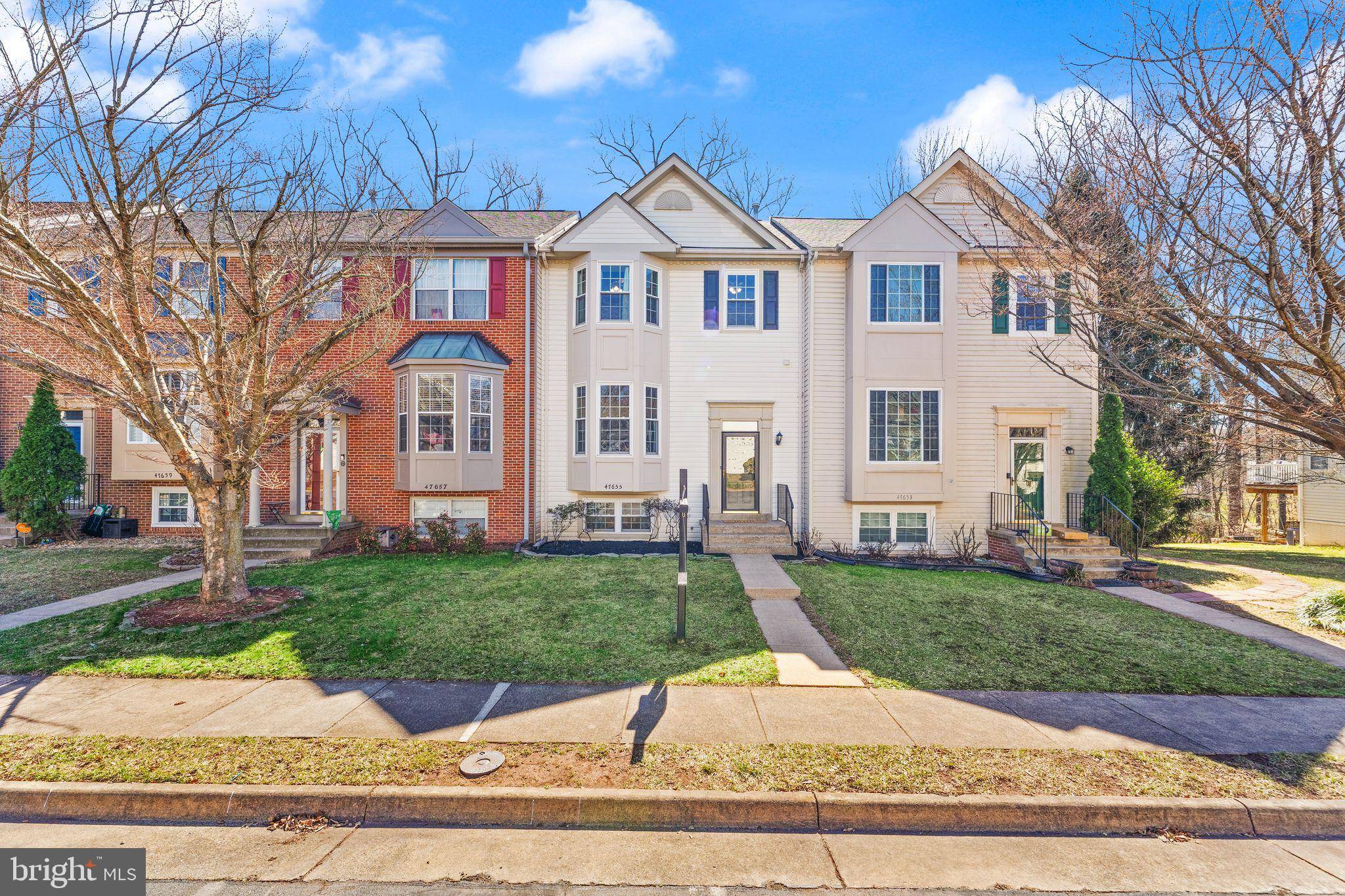 Sterling, VA 20165,47655 COMER SQ