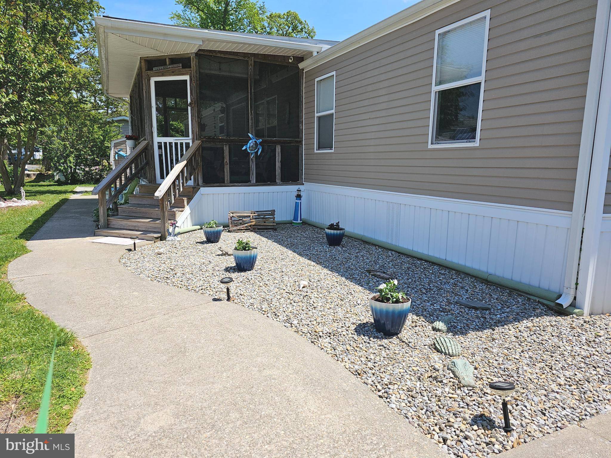 Rehoboth Beach, DE 19971,21239 N ST