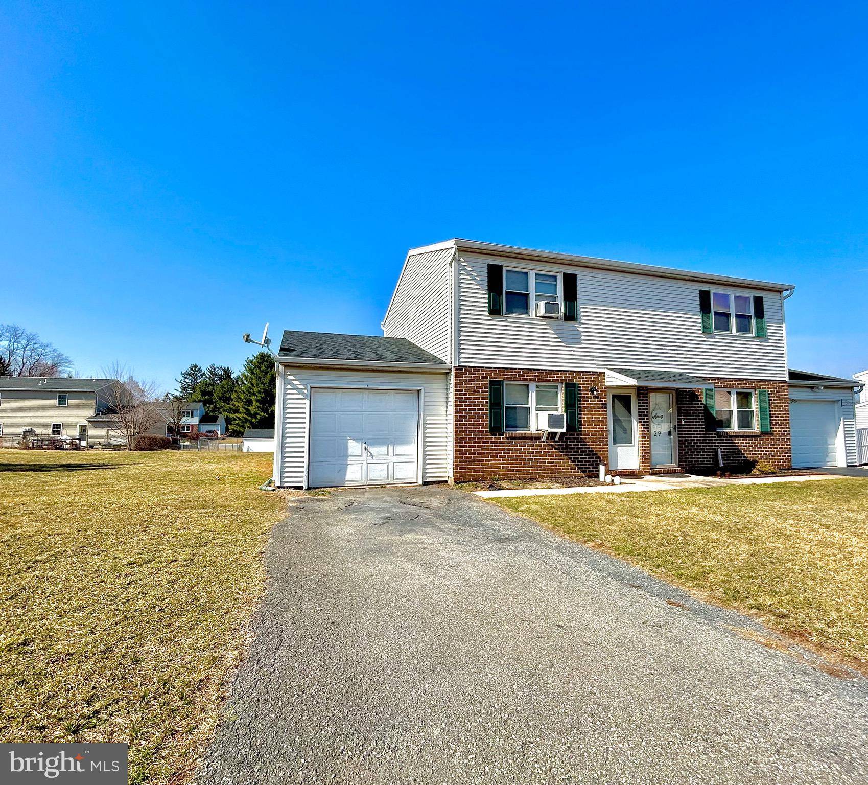 Cleona, PA 17042,31 WALNUT MILL LN
