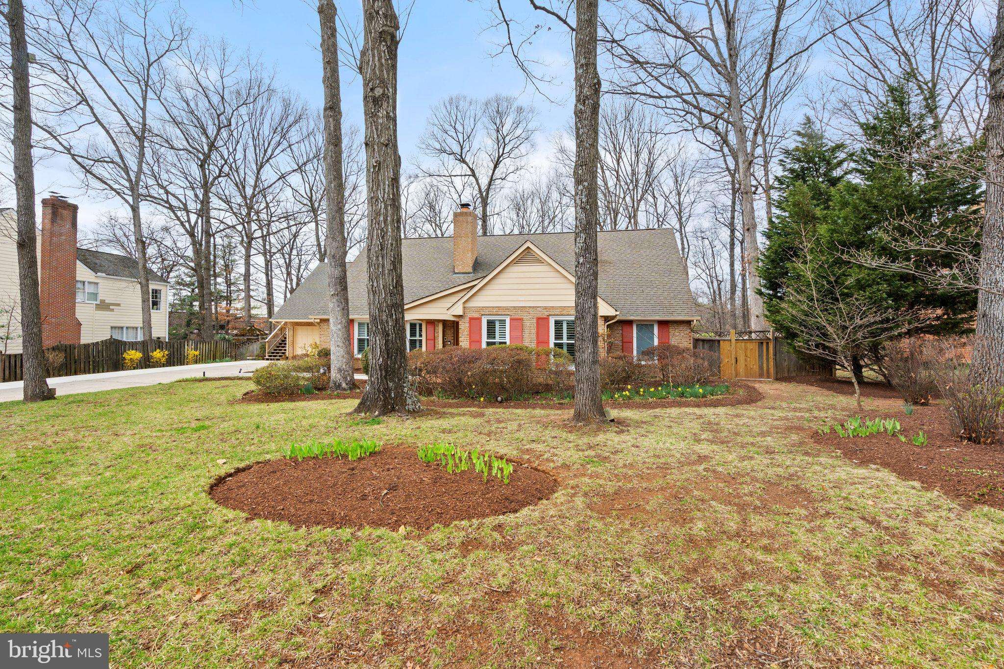 Manassas, VA 20110,8895 BOND CT