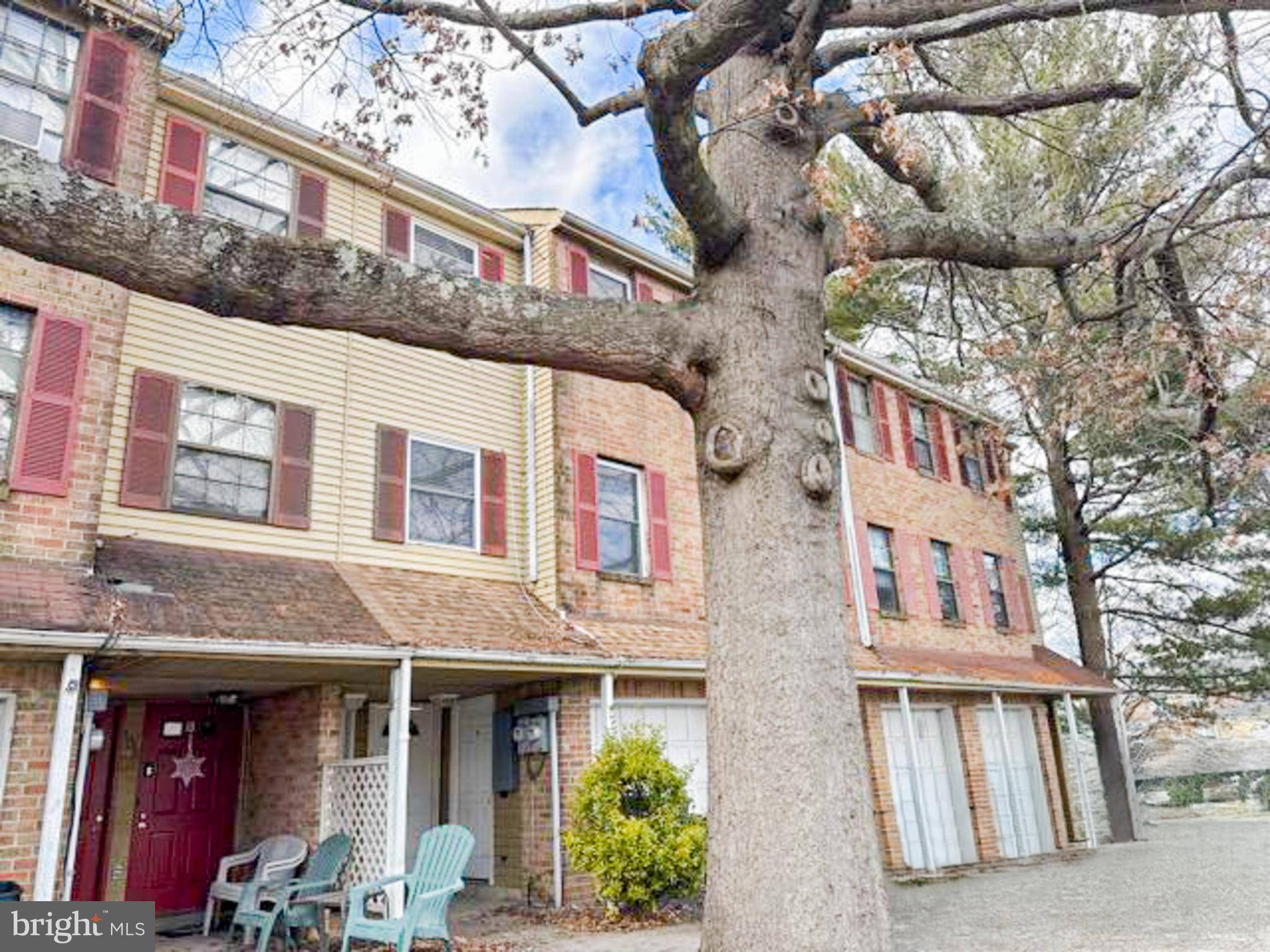 Mount Laurel, NJ 08054,103 CHAUCER RD