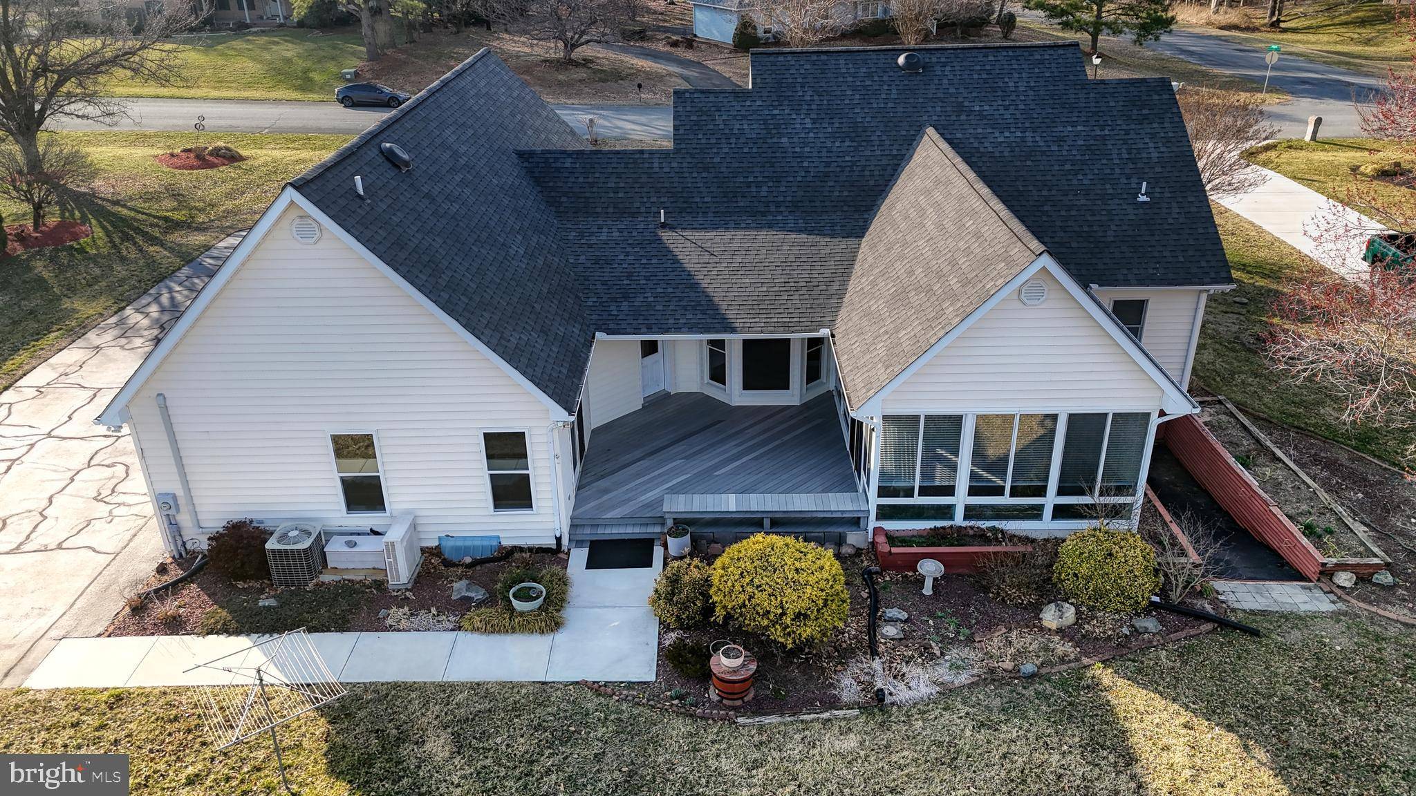Felton, DE 19943,502 WATERSIDE DR