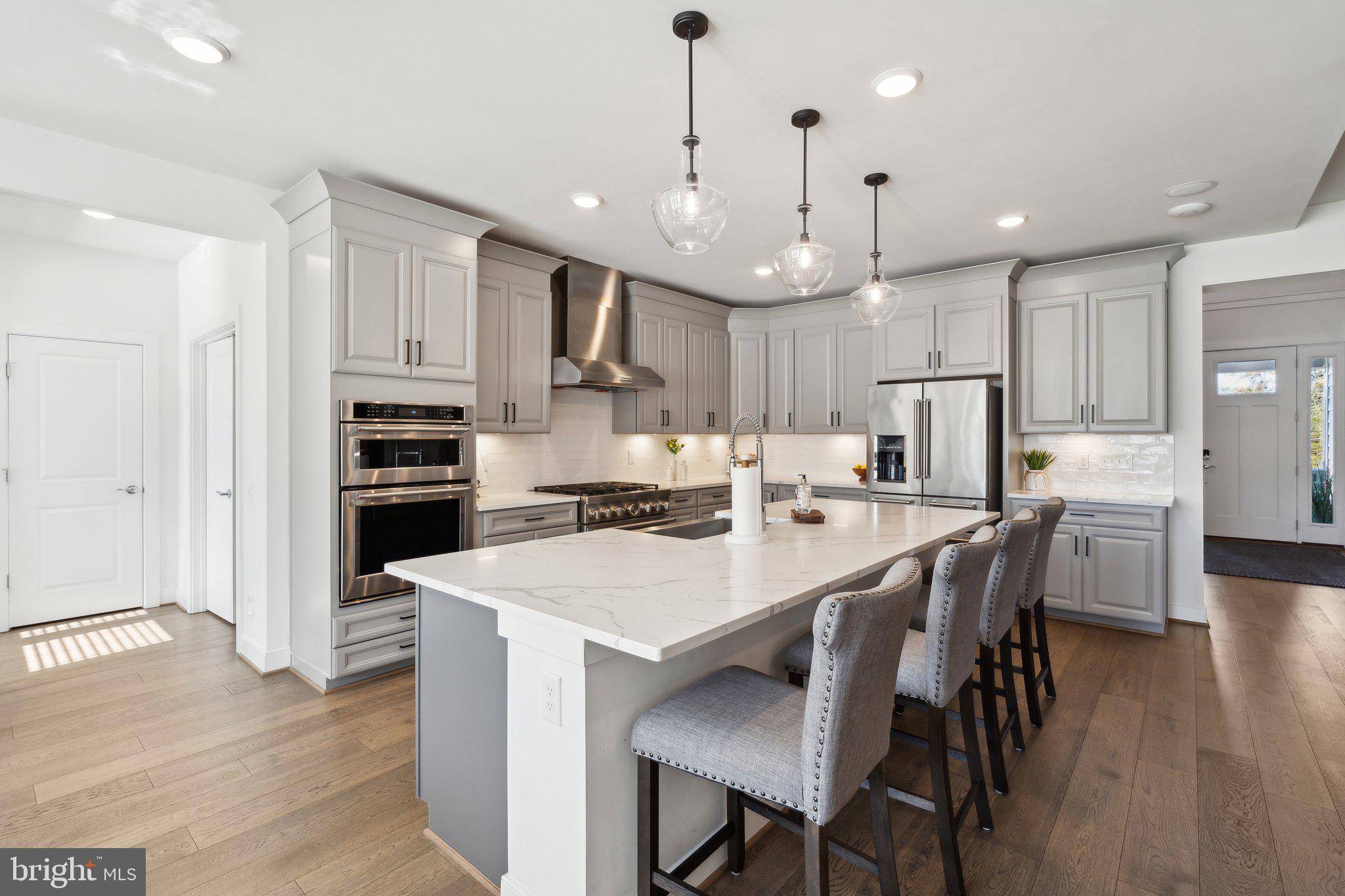Centreville, VA 20120,26535 HENRY HILL DR