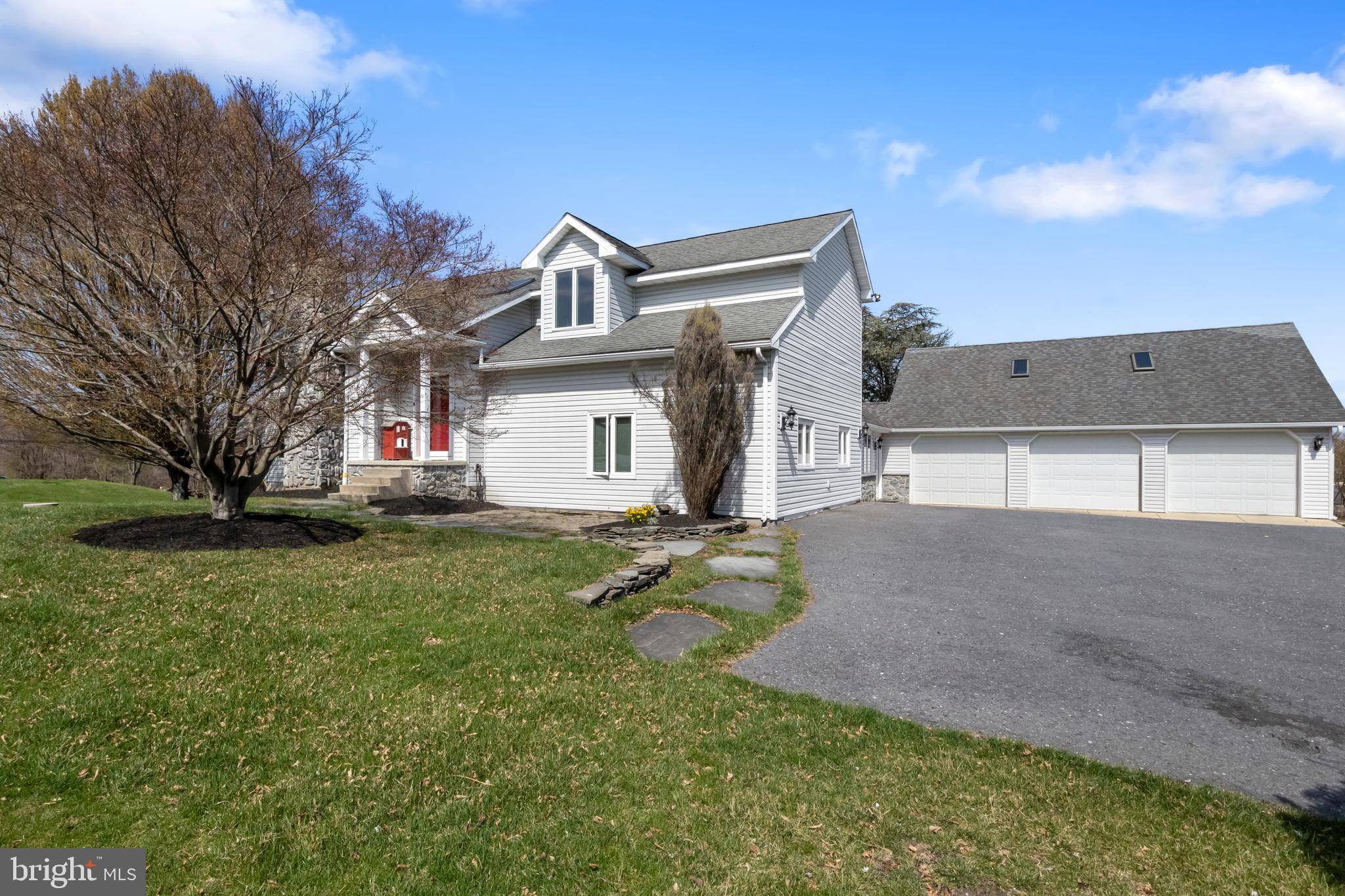 New Cumberland, PA 17070,351 THORLEY RD