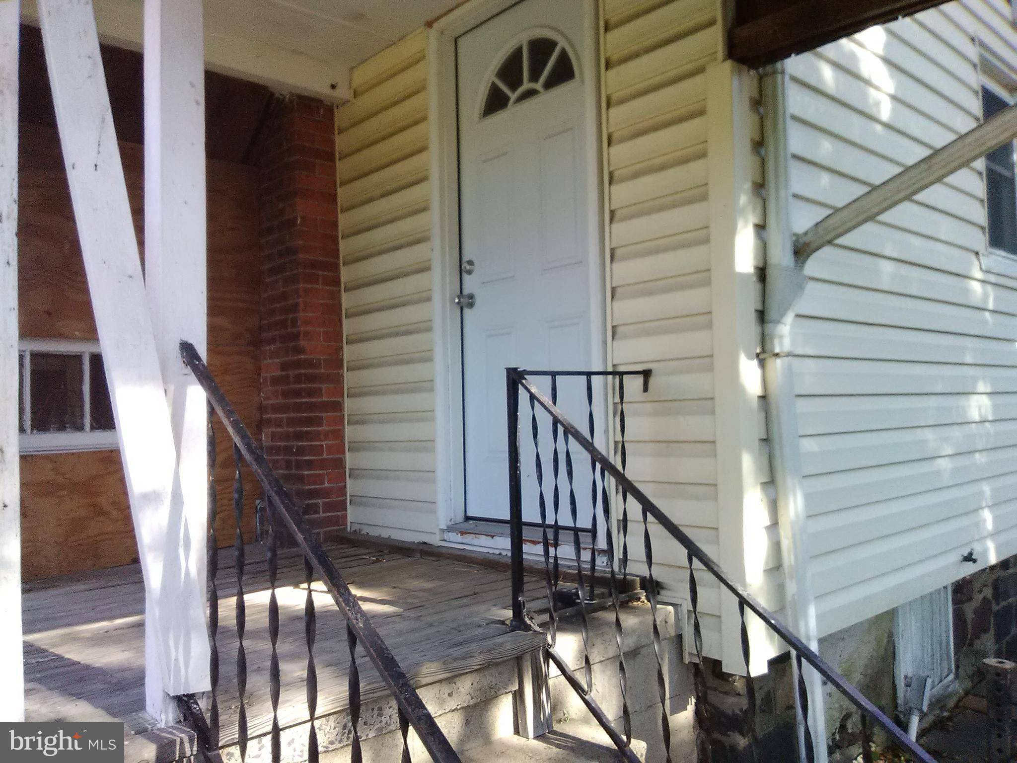 Souderton, PA 18964,102 W BROAD ST #1ST FLOOR APARTMENT