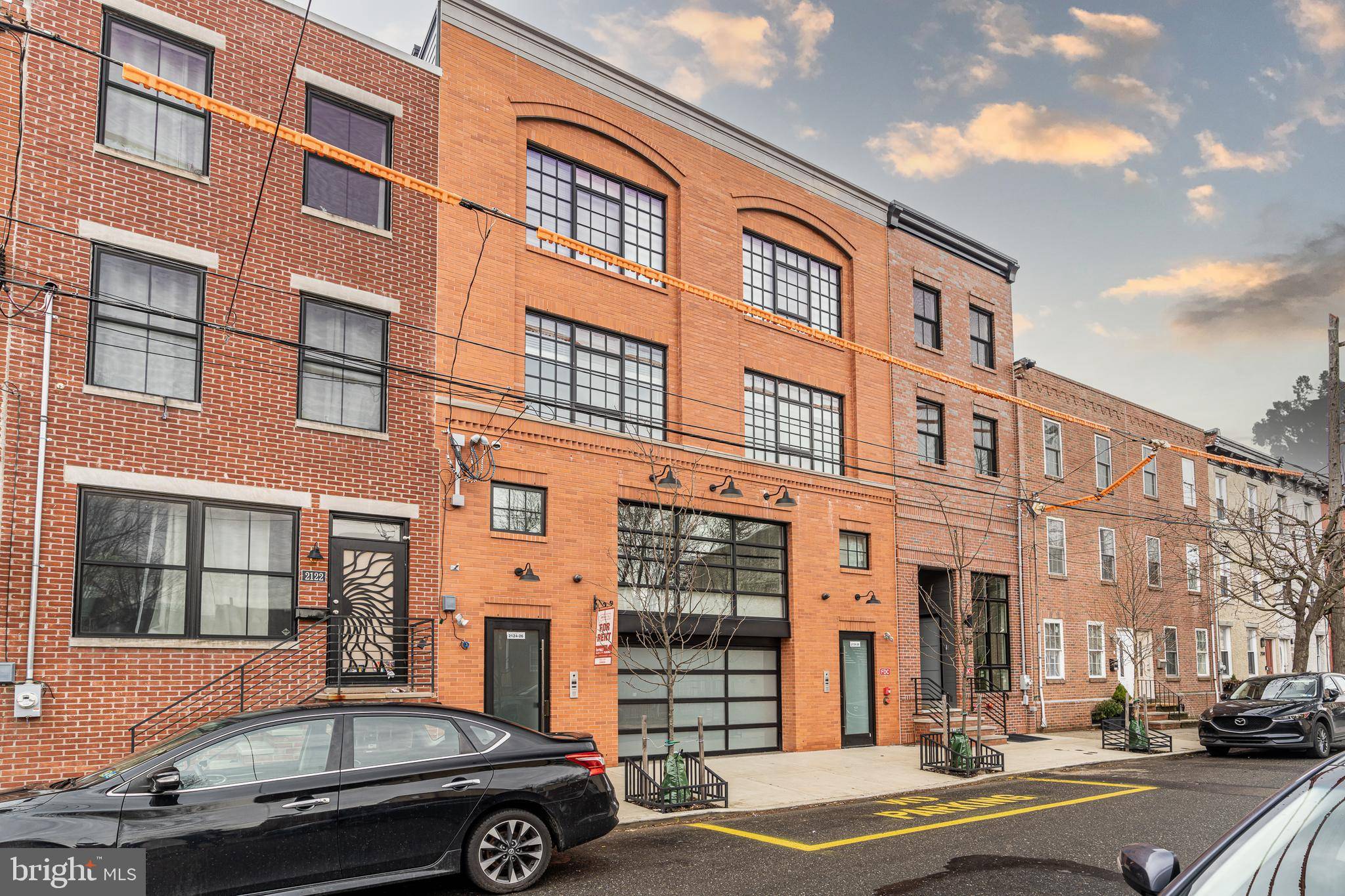 Philadelphia, PA 19146,2124 ELLSWORTH ST #2