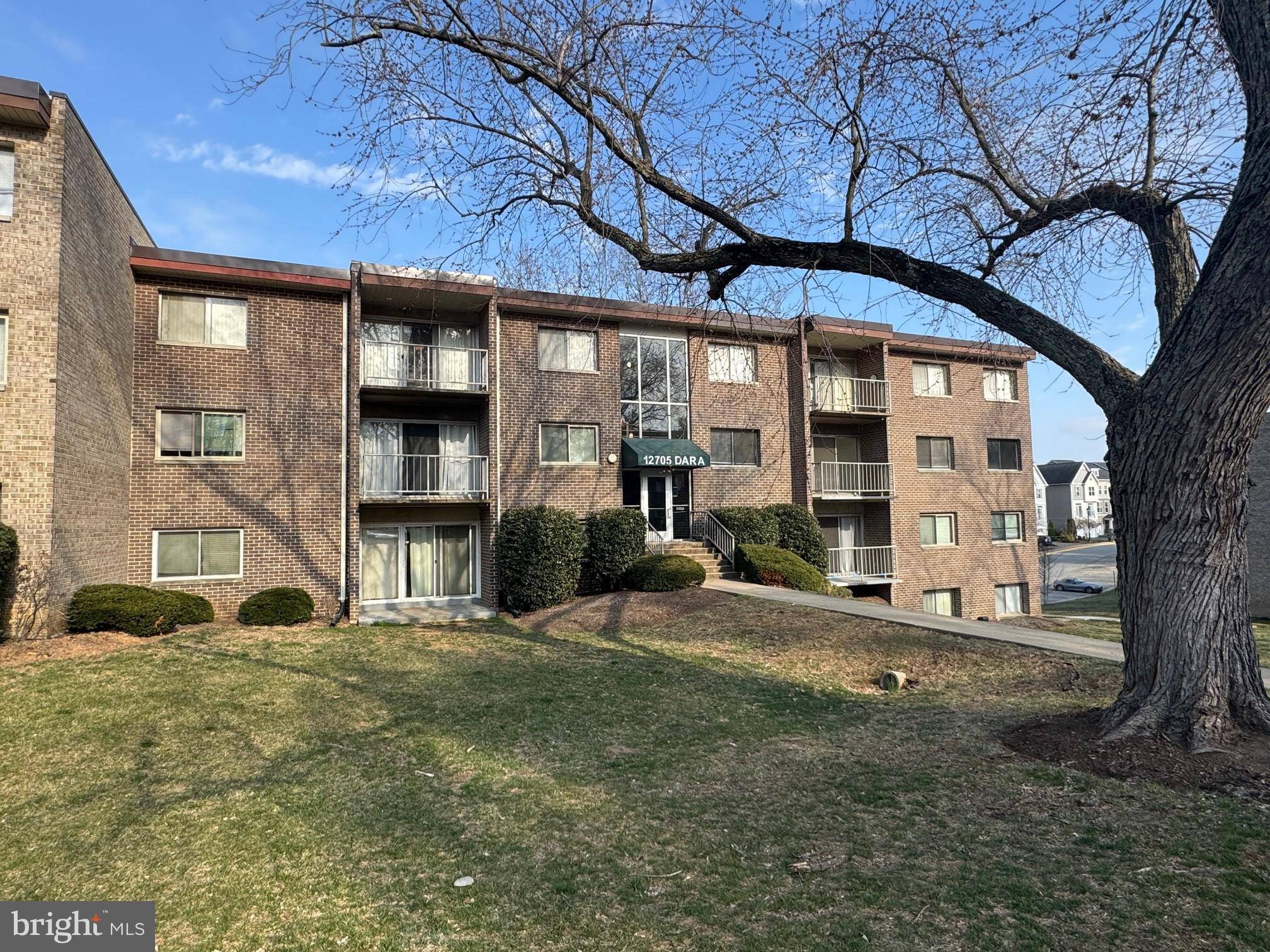 Woodbridge, VA 22192,12705 DARA DR #104