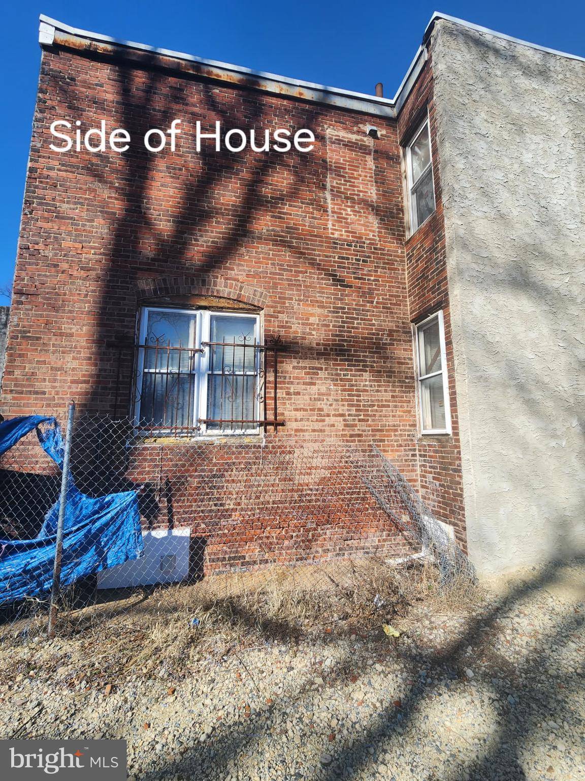 Camden, NJ 08104,1737 S 6TH ST