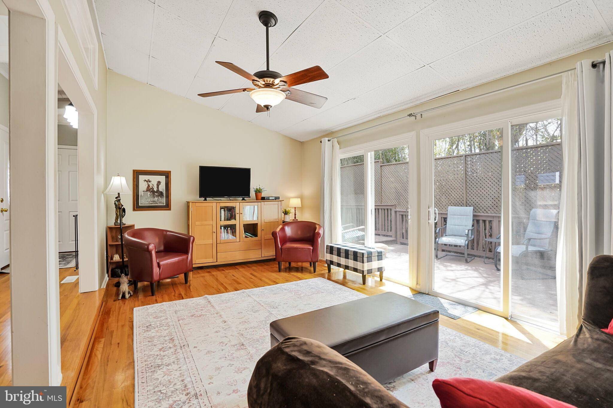 Woodbridge, VA 22192,2316 KINGSBURY LN