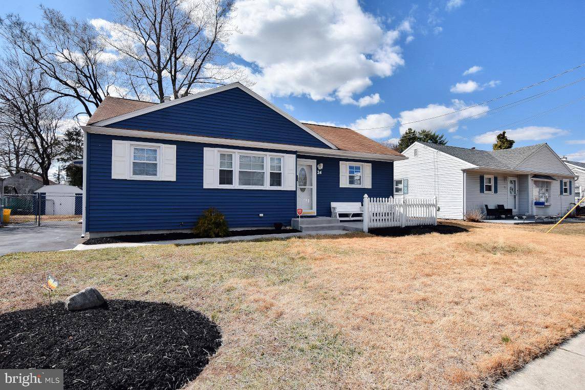 Maple Shade, NJ 08052,24 WOODBINE AVE